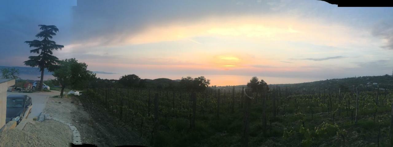 Appartamento Bella Vista Ancarano Esterno foto